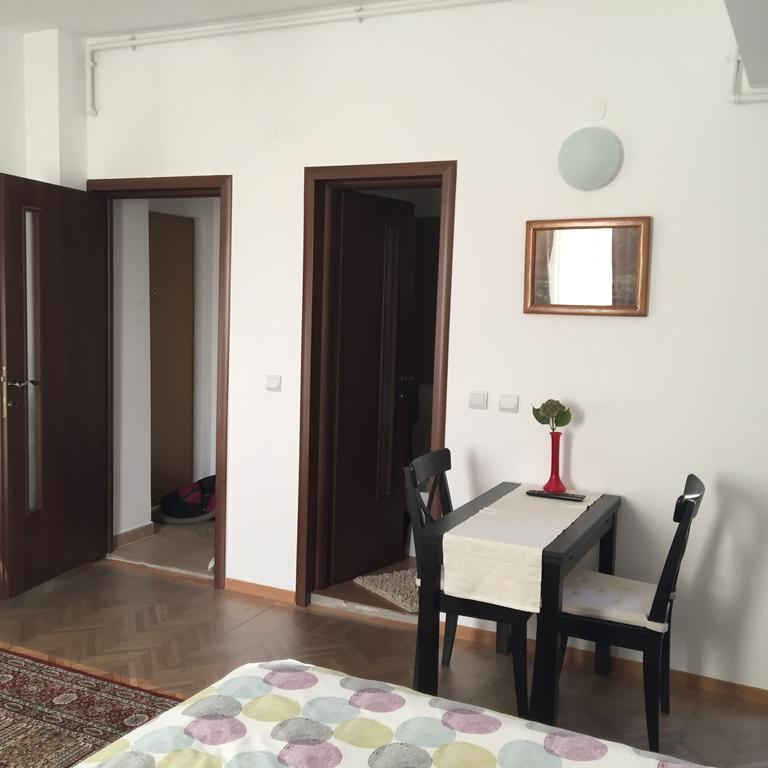 Dinamic Studio Old Town Бухарест Экстерьер фото